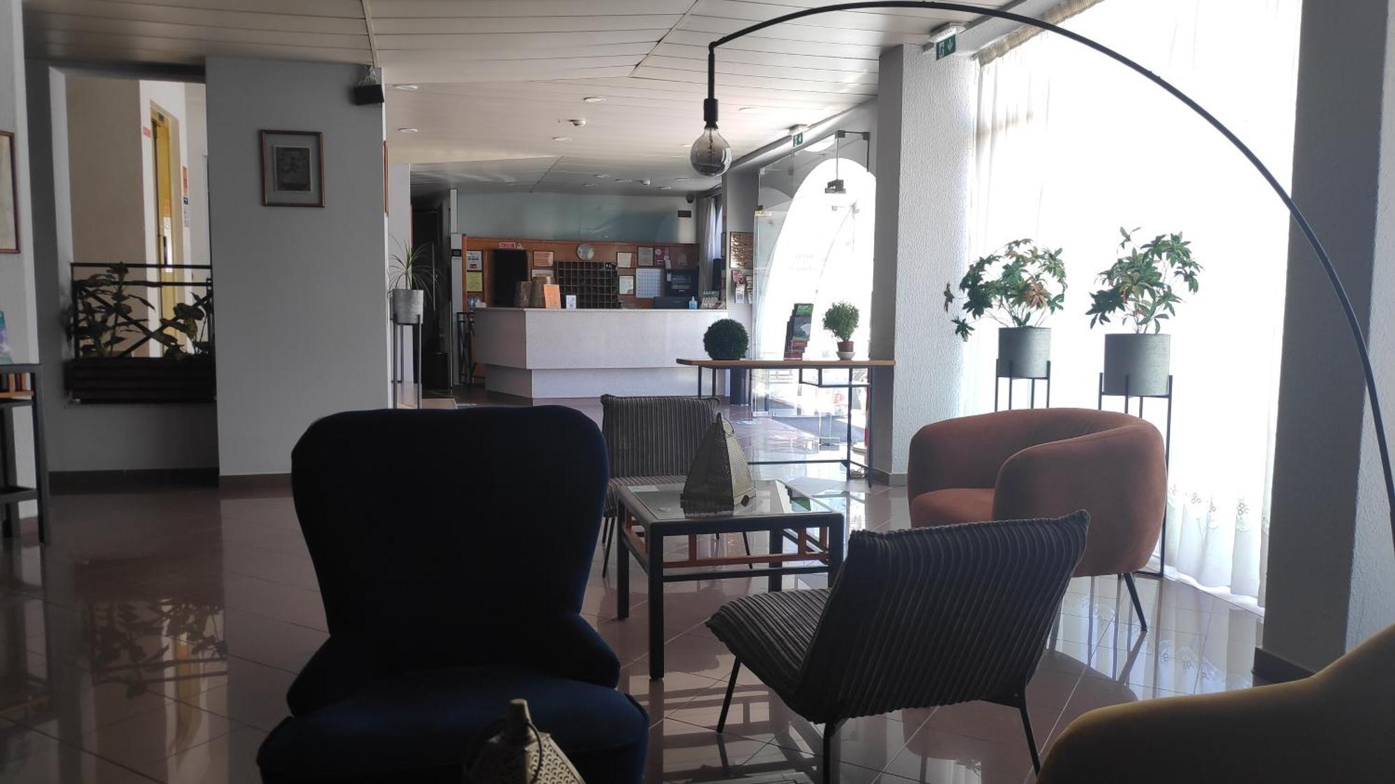 Hotel Alnacir Faro Exterior photo