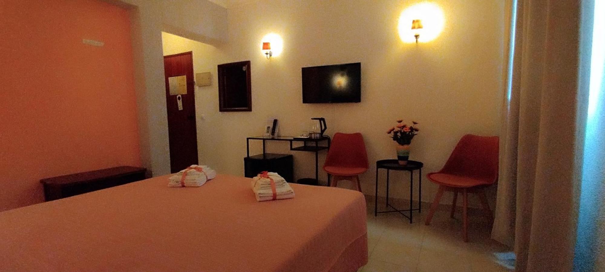 Hotel Alnacir Faro Exterior photo